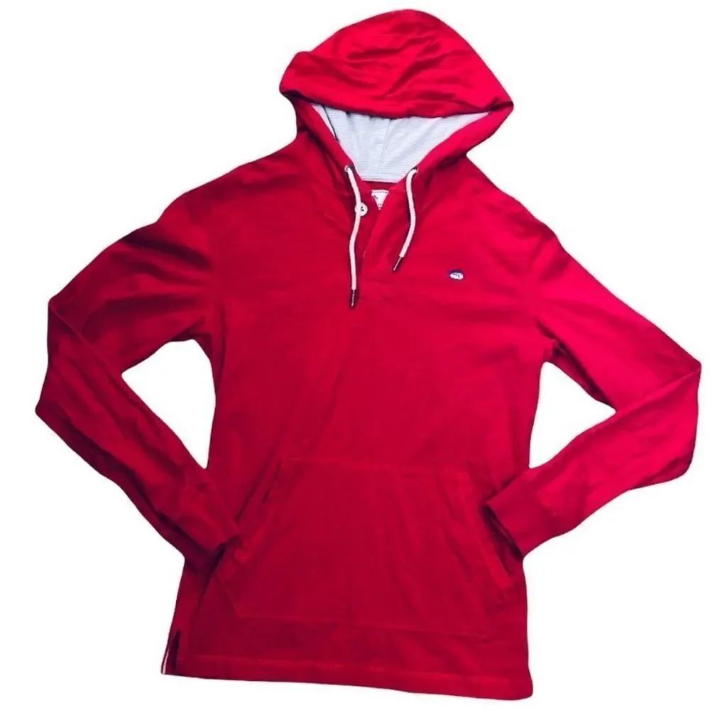 Southern Tide Hoodie Red Two Button front 
With front Pocket size XS